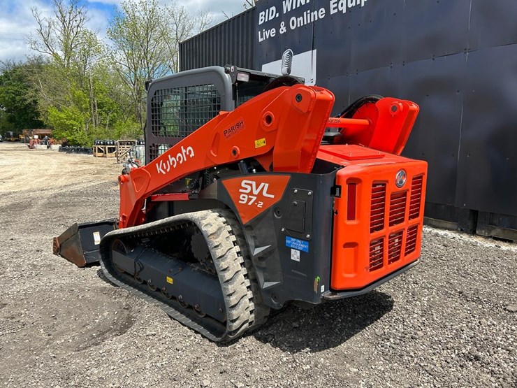2024-kubota-svl97-2-image-2