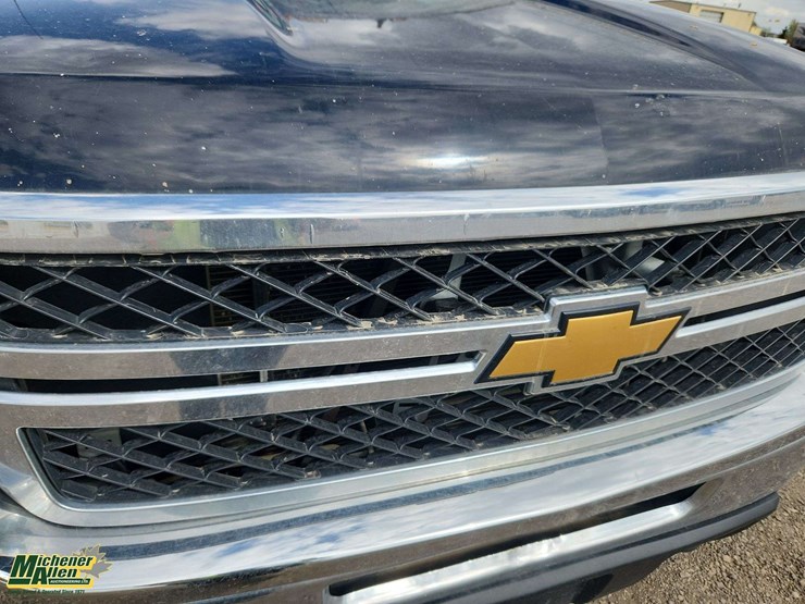 2012-chevrolet-silverado-3500-image-30