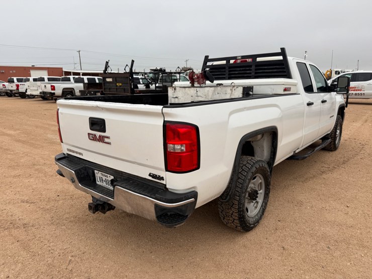 2019-gmc-sierra-2500hd-image-4