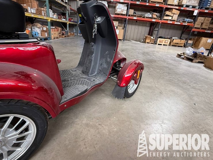 (13-15)-afd-4l-elec-mobility-scooter,-w/-charger-image-5
