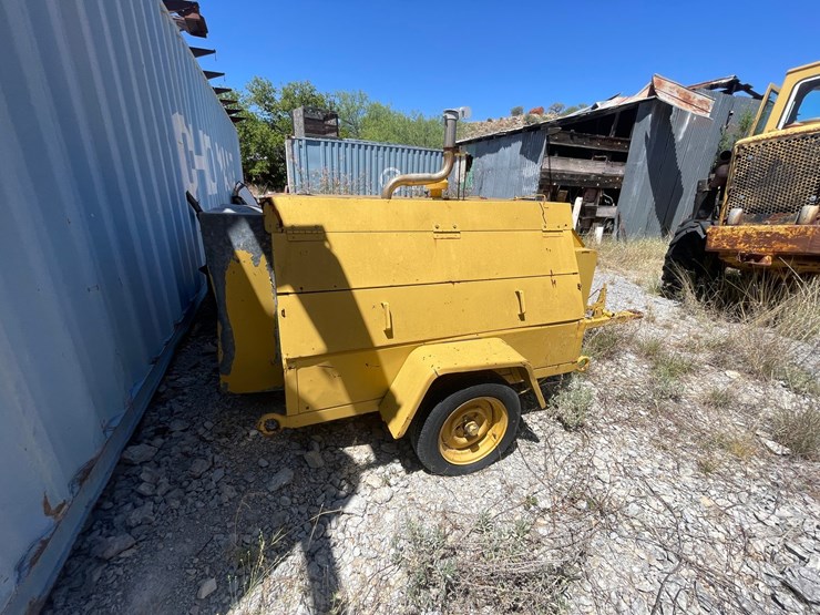 #1048-•-air-compressor-image-6