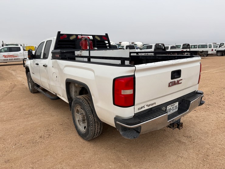 2018-gmc-sierra-2500hd-image-6