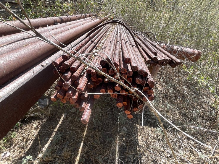 #1066-•-(2)-bundles-of-rebar-image-7