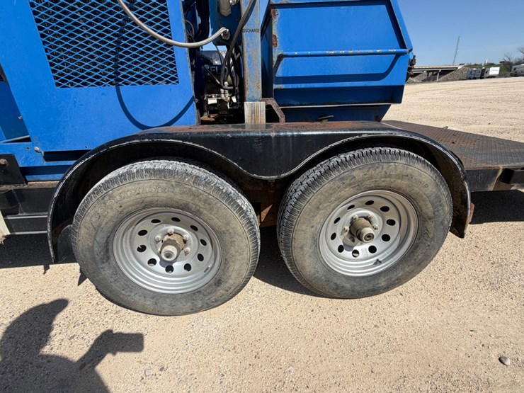2018-maxx-d-frac-water-treatment-trailer-image-9