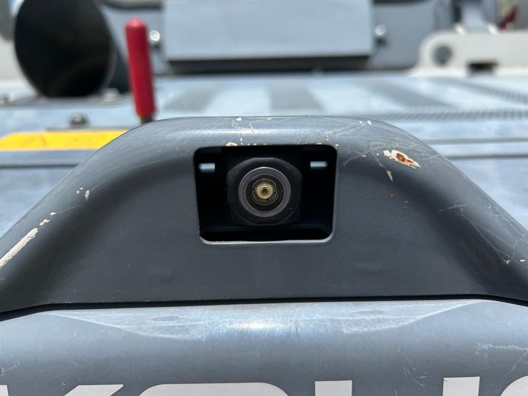 2022-takeuchi-tl8r2-image-15