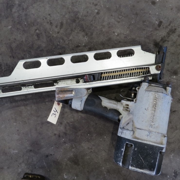 PNEUTOOLS NAIL GUN