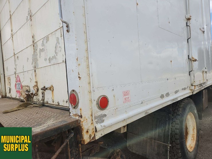 2007-international-durastar-4300-image-47