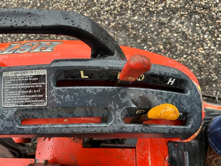 kubota-b26-image-25