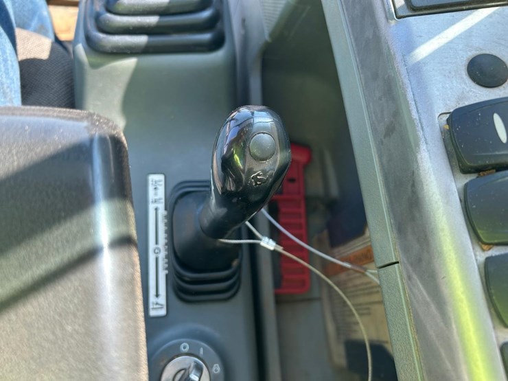 2018-bobcat-e63-image-24