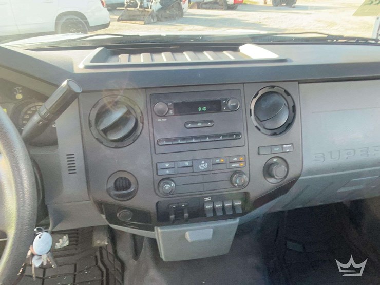 2014-ford-f350-image-15