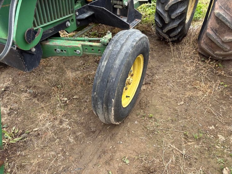 john-deere-2040-image-16