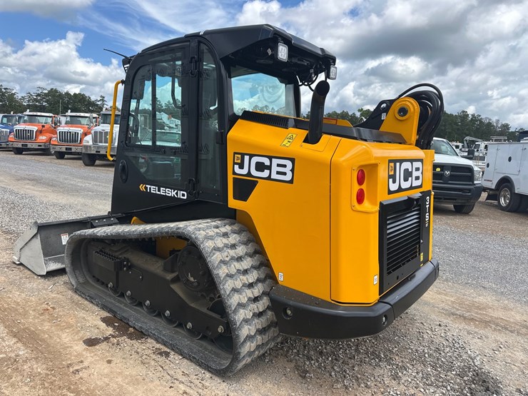 2025-jcb-3ts-8t-image-4