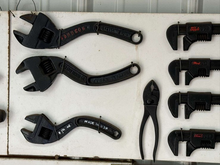 display-of-assorted-wrenches-and-hand-tools-image-2