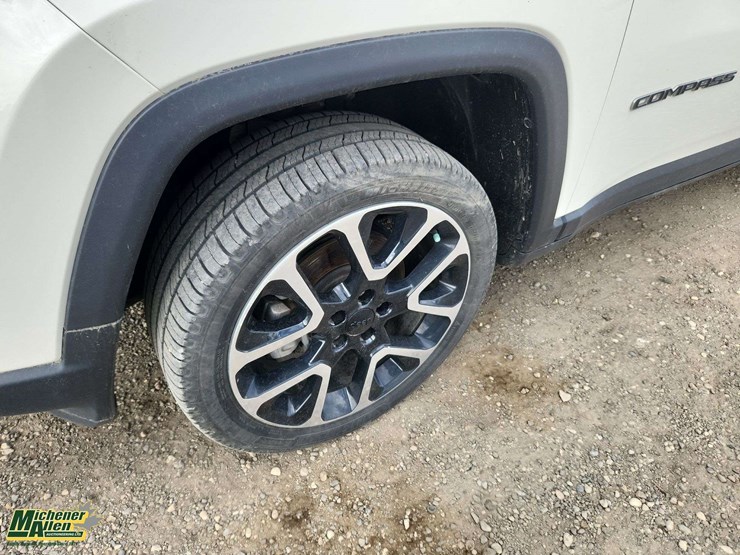 2018-jeep-compass-image-10