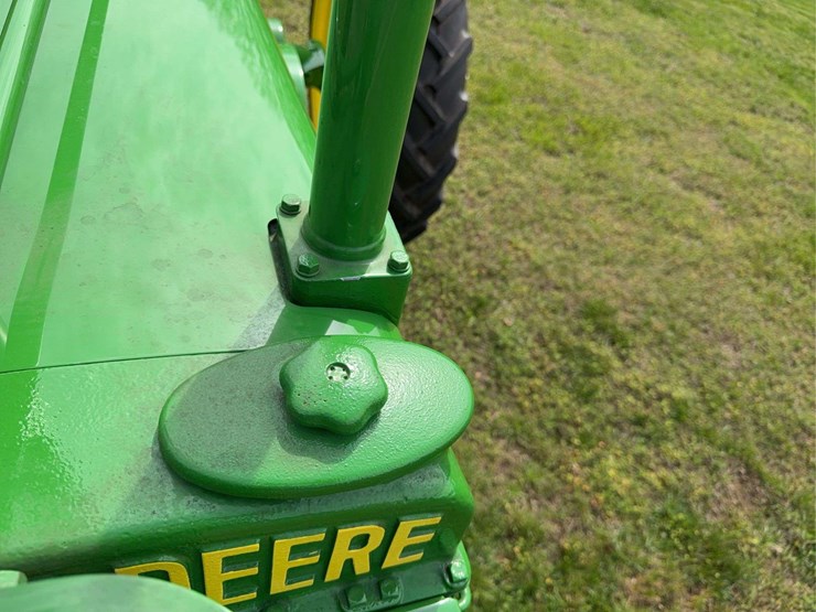 john-deere-a-image-12