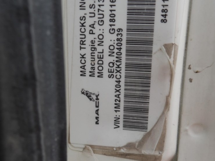 2019-mack-gu713-image-4