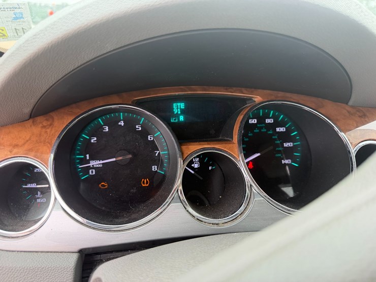 2012-buick-enclave-image-10