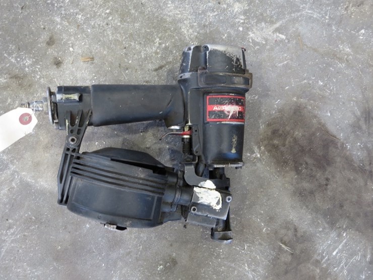 senco-nail-gun-image-3