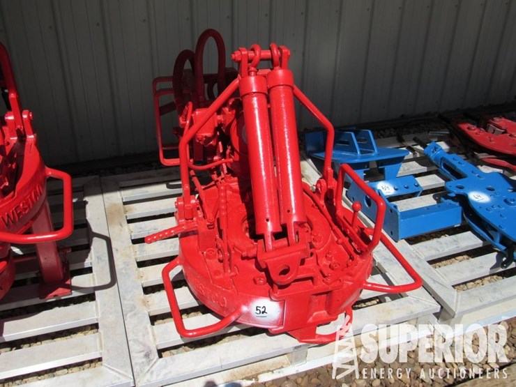 massey-ferguson-8-image-1