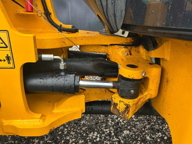 jcb-407-image-16