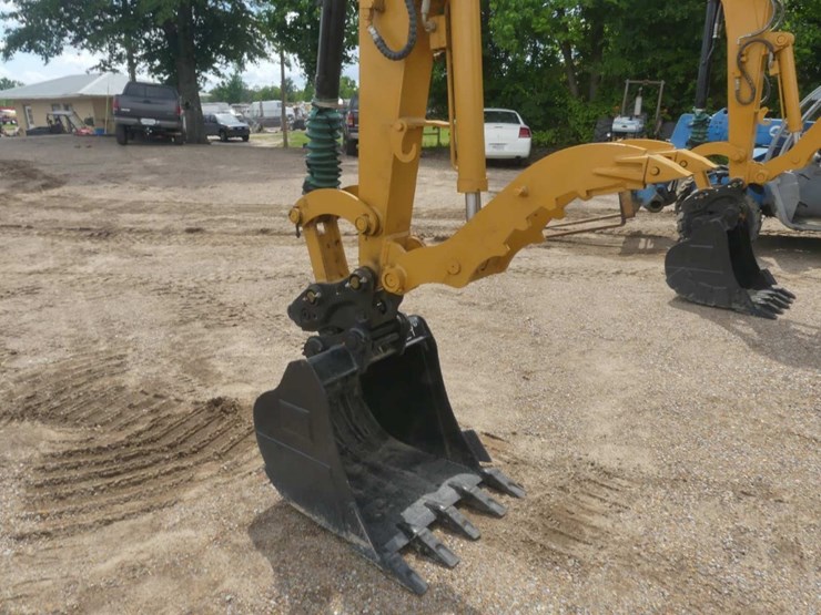 2021-caterpillar-305.5e2-image-6