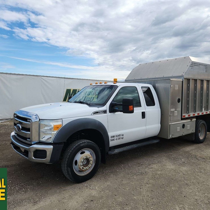2011 FORD F550