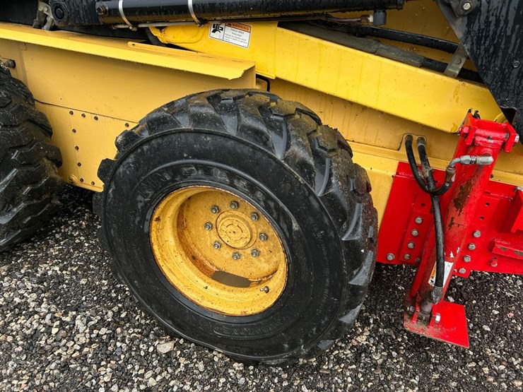 new-holland-lx985-image-16