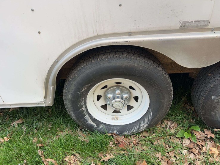 haulmark-20ft-enclosed-trailer-image-15