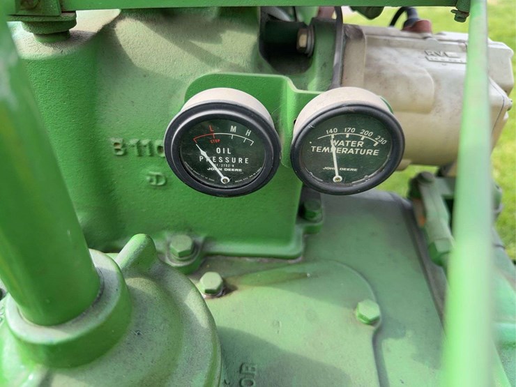 john-deere-b-image-46