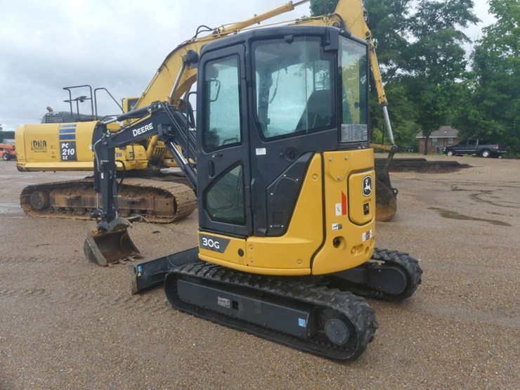 deere-30g-image-4
