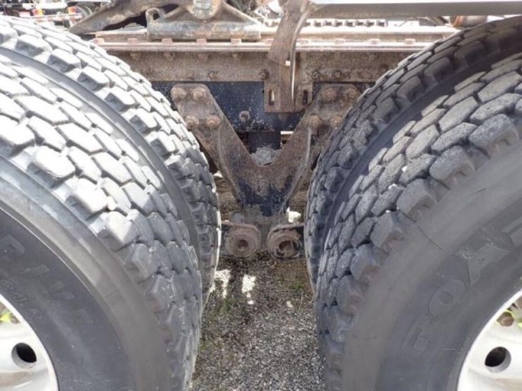 2016-kenworth-t880-image-57