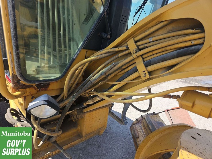 caterpillar-140h-image-16