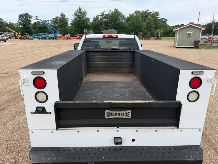 2019-chevrolet-2500-image-5