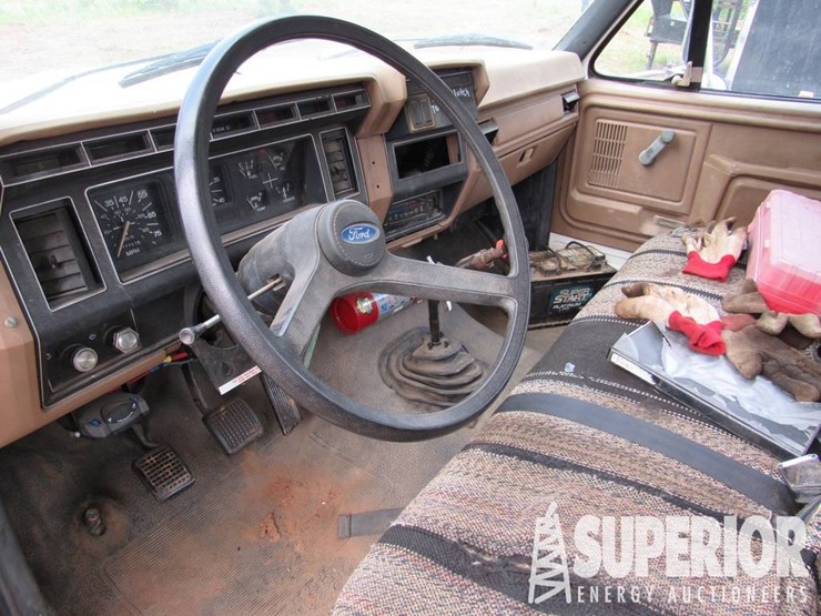 1994-ford-f700-image-3