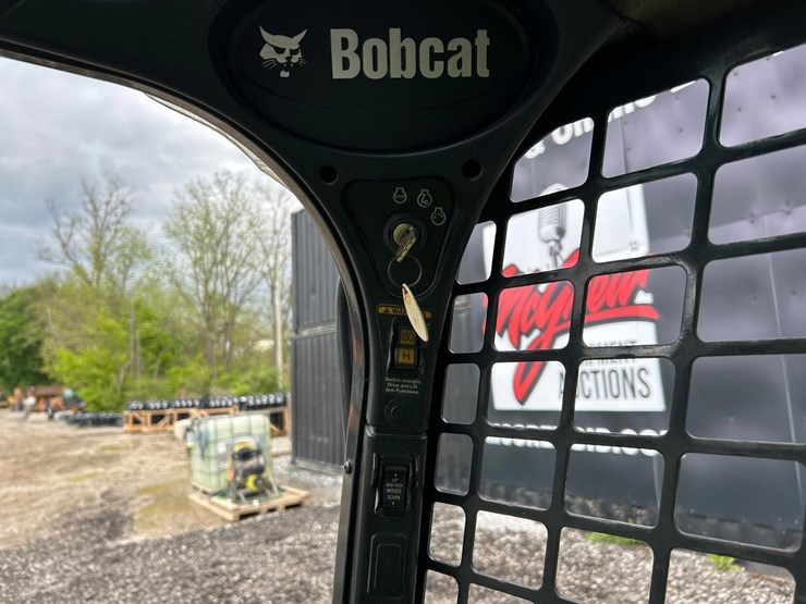2019-bobcat-t590-image-22