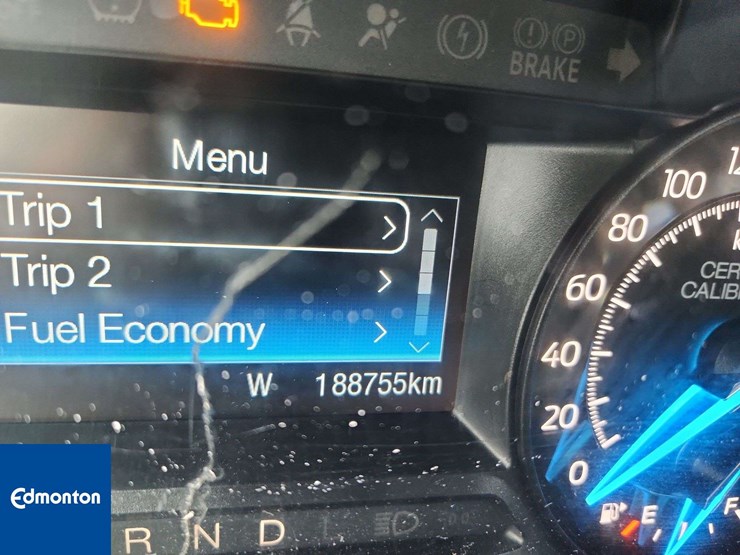 2018-ford-explorer-image-26