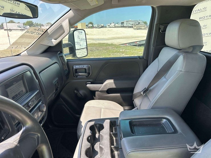 2018-chevrolet-silverado-2500-image-20
