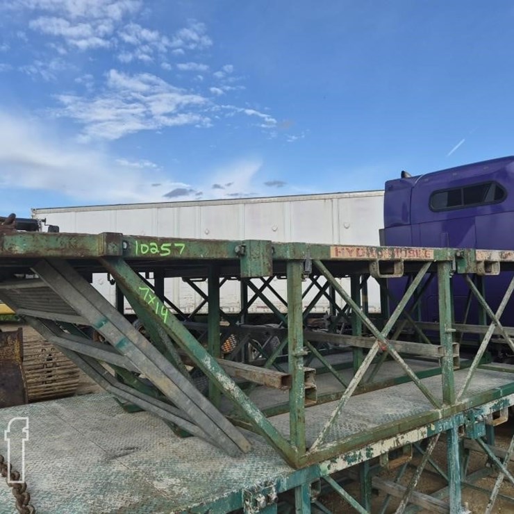 HYDRO MOBILE LIFT PLATFORM