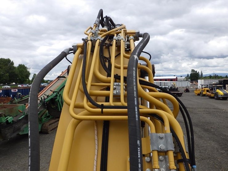 2019-caterpillar-335f-lcr-image-51