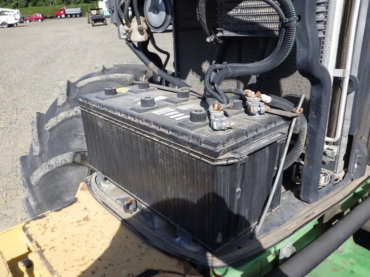 2005-john-deere-7220-image-24