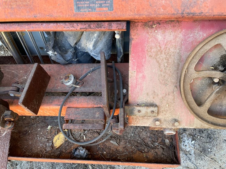 #1090-•-heavy-duty-band-saw-image-14