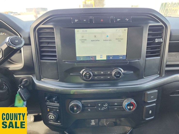 2022-ford-f150-xl-image-22