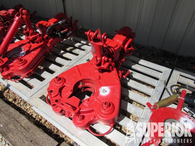 massey-ferguson-8-image-1