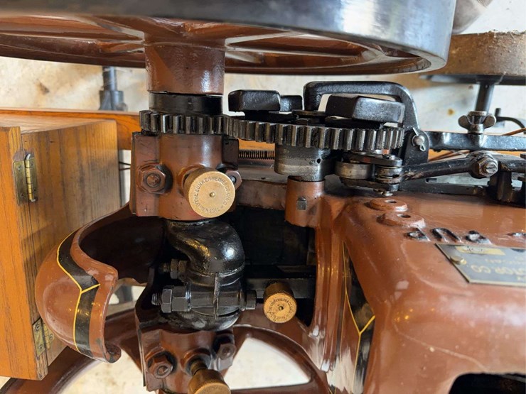 bates-bull-pup-2-1/2-hp-engine-image-13