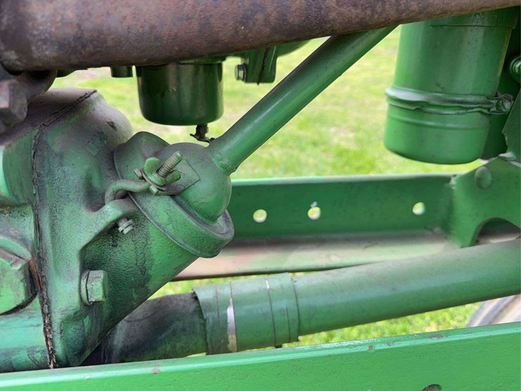 john-deere-h-image-32