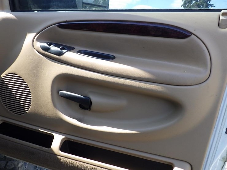 1998-dodge-ram-2500-image-27
