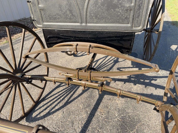 velie-carriage-image-13