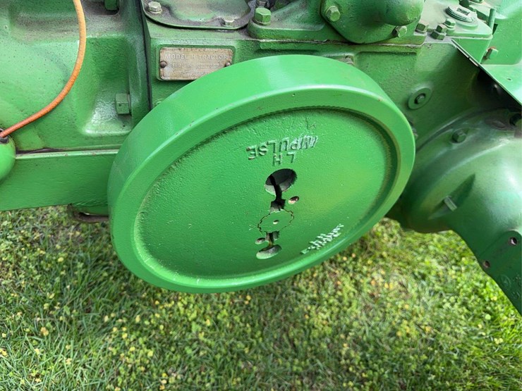 john-deere-h-image-37