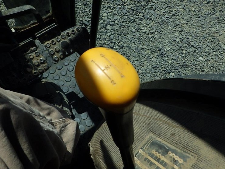 john-deere-5520n-image-31