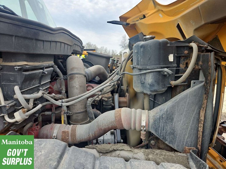 2009-international-workstar-7600-image-37